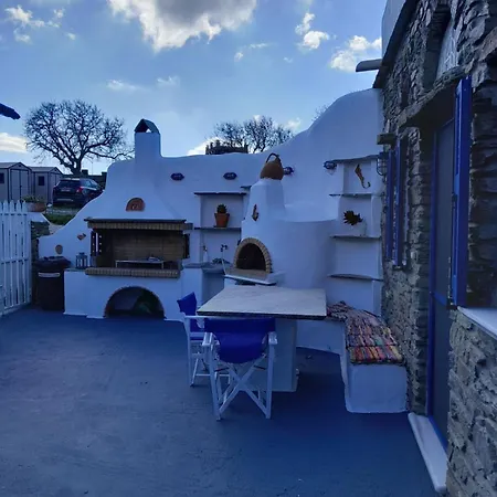 Paradise House In Village Mési