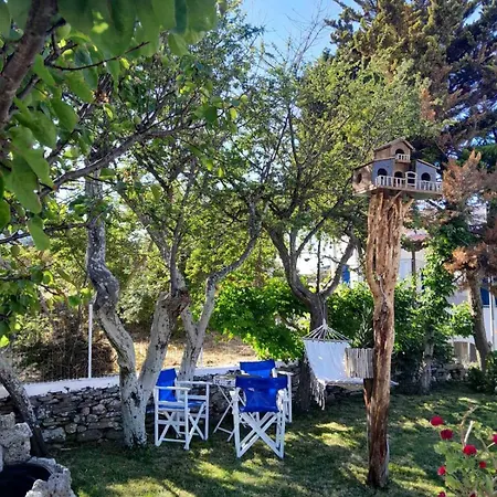 Hébergement de vacances Paradise House In Village